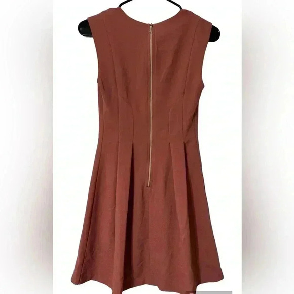 Dynamite Pleated Fit And Flare Dress - Picture 2 of 5